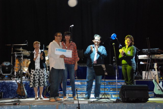 actodeentregadelsegundopremio.jpg